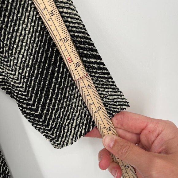 Chicos Travelers Chevron Print Mesh Open Cardigan Size L Black White Lightweight - Picture 10 of 11